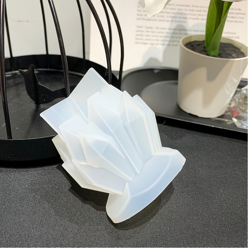 1pcCrystal Cluster Decorative  - Candle Making Moulds 评论和价格